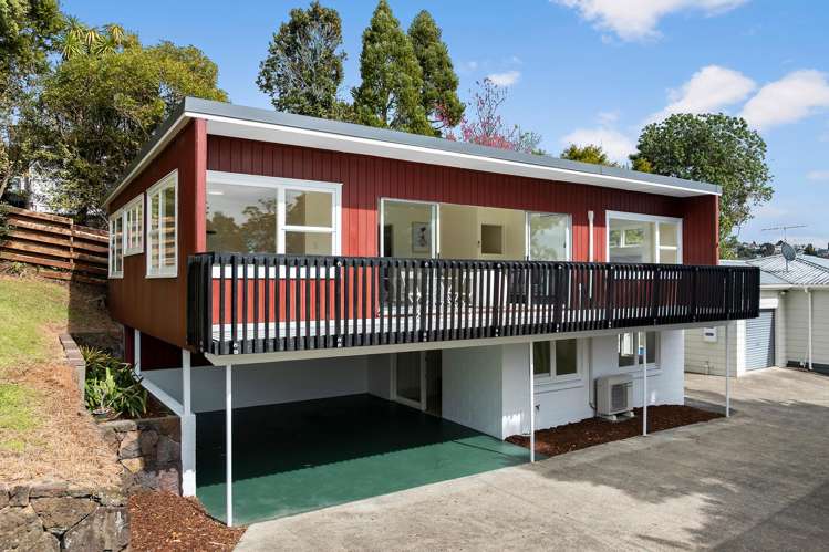 1/1 Nea Place Hillcrest_3