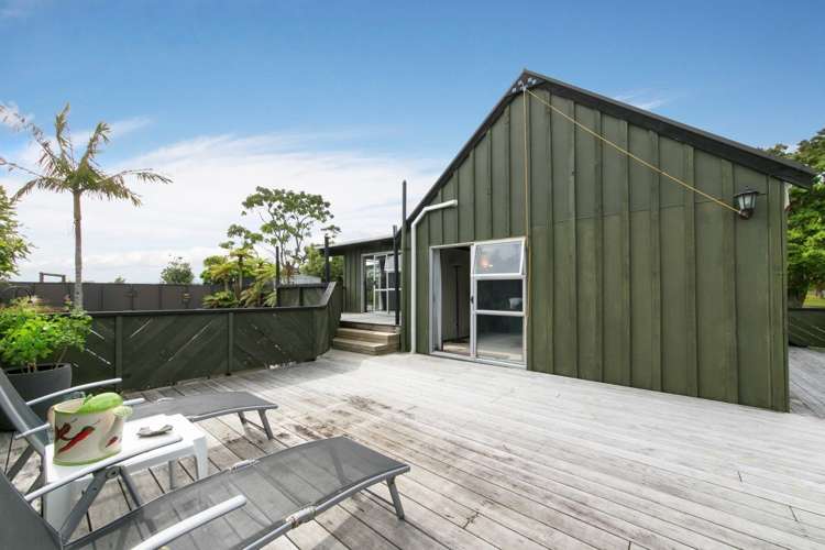 20 Longfellow Parade Glen Eden_5