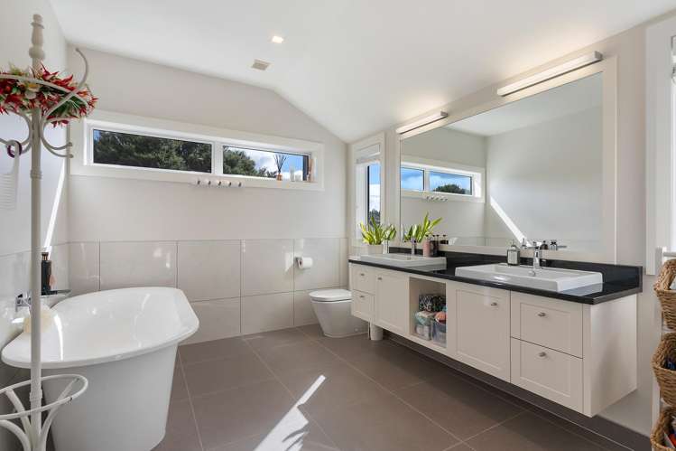 20 Stevensons Crescent Albany Heights_17