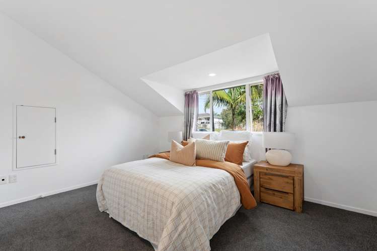 134 Eskdale Road Birkdale_13