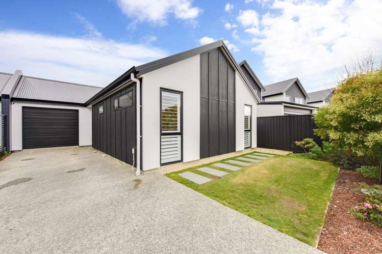 24 Kahikatea Way Richmond_1
