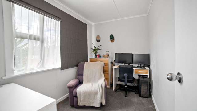 16 Tolerton Avenue Elgin_1