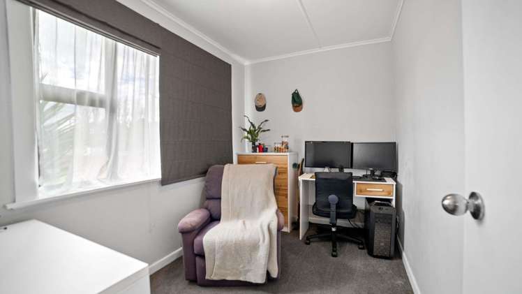 16 Tolerton Avenue Elgin_1
