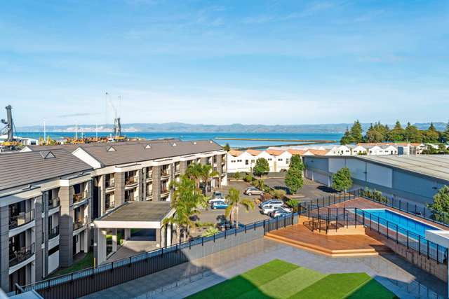 402/4 Reads Quay Gisborne Central_1