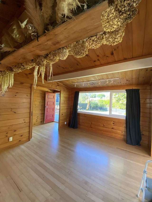 8 Walton Avenue Waikanae_3