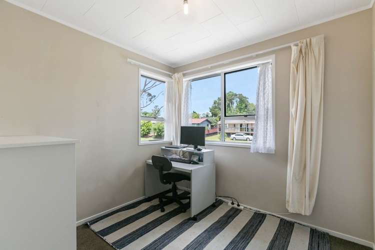 32 Larissa Avenue Henderson_17