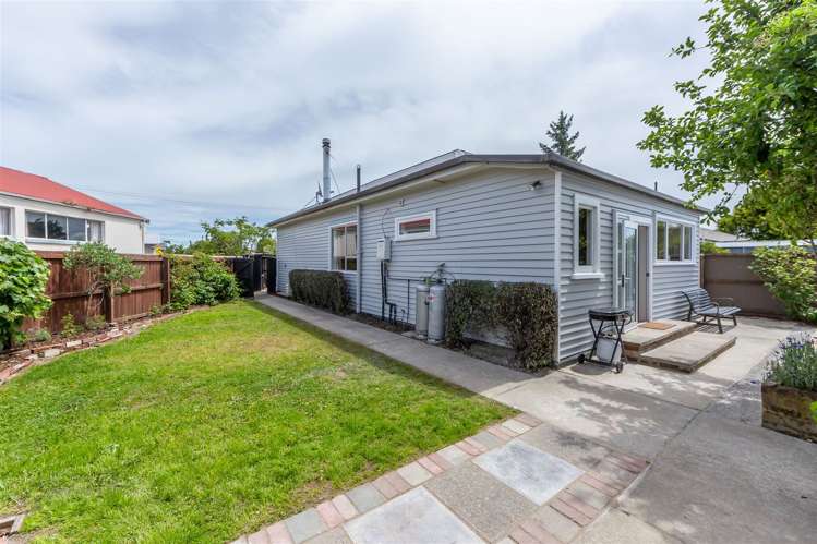 35 Dampier Street Woolston_18