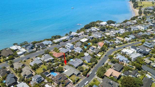 38 Merani Street Narrow Neck_1