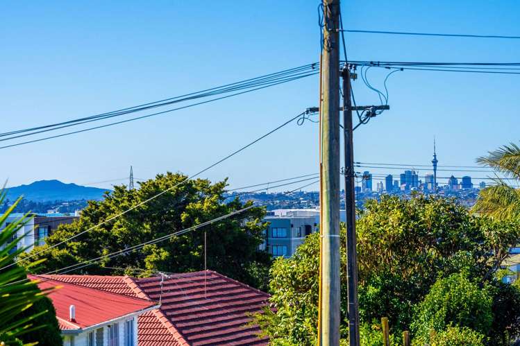 1 Fowey Avenue Te Atatu South_38