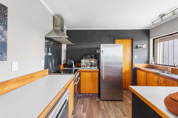 208 Morrison Road Pukekawa_4