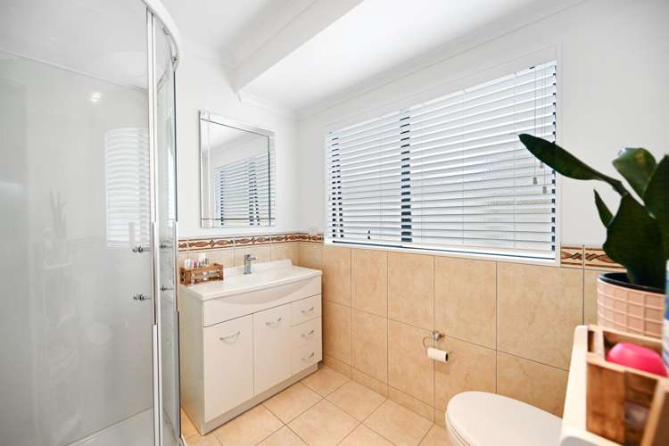 4 Malbec Place Rototuna_11