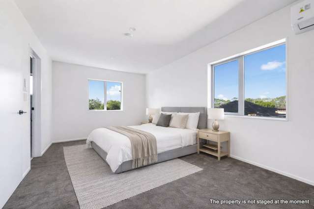 17D Martin Place Kelston_3