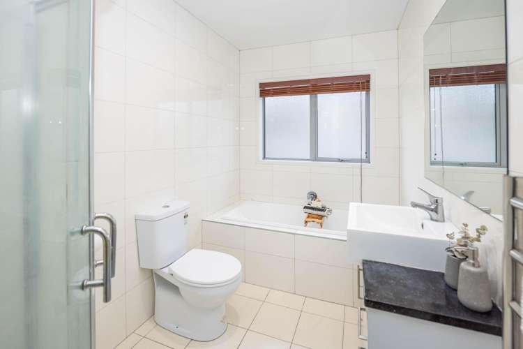 33 Chadwick Place Rototuna North_15