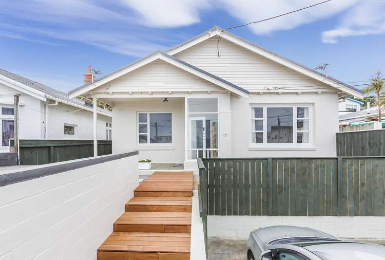 8 Trent Street Island Bay_0