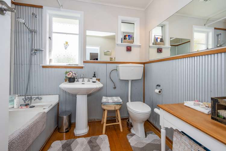 21 Greta Street Glenview_14