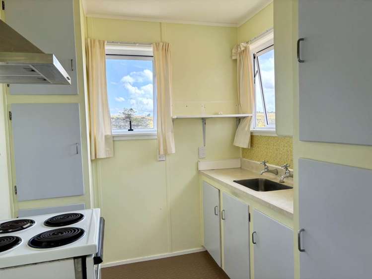 157 McPike Road Pollok_6