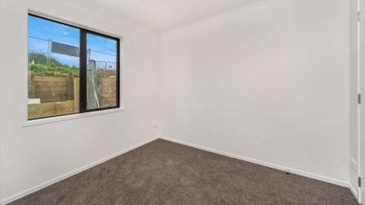 43B Heathfield Avenue Huntington_3