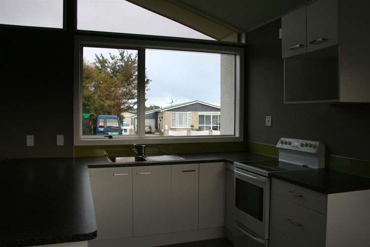 3 Clifton Drive Waitara_15