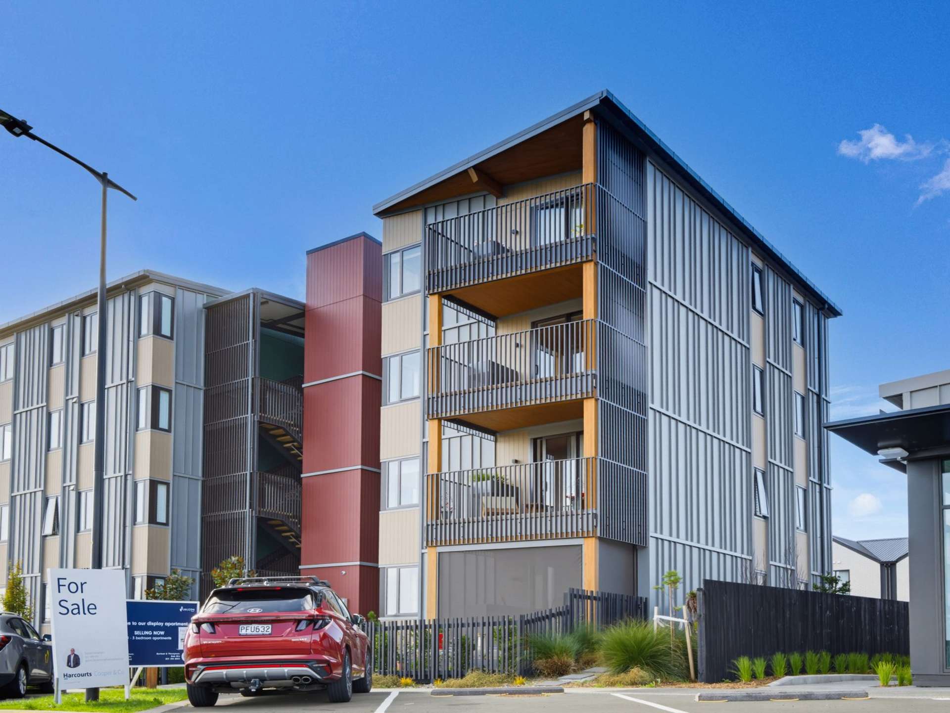 9/40 Waiparaheka Drive Wainui_0