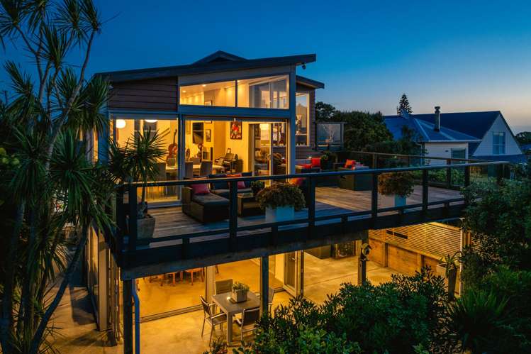 74 Hauraki Road Oneroa_0