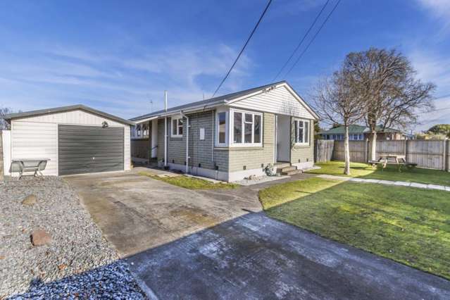 53 Lyndhurst Crescent Aranui_1