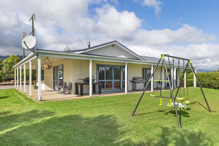 2 Wallace Loop Road Koputaroa_13