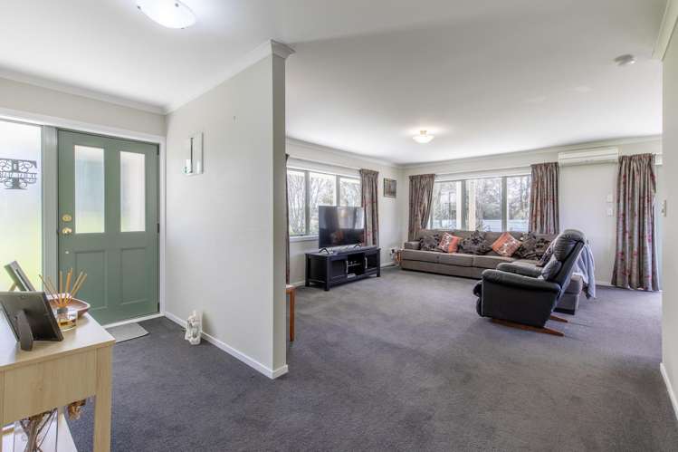 8A Knorp Street Otane_13