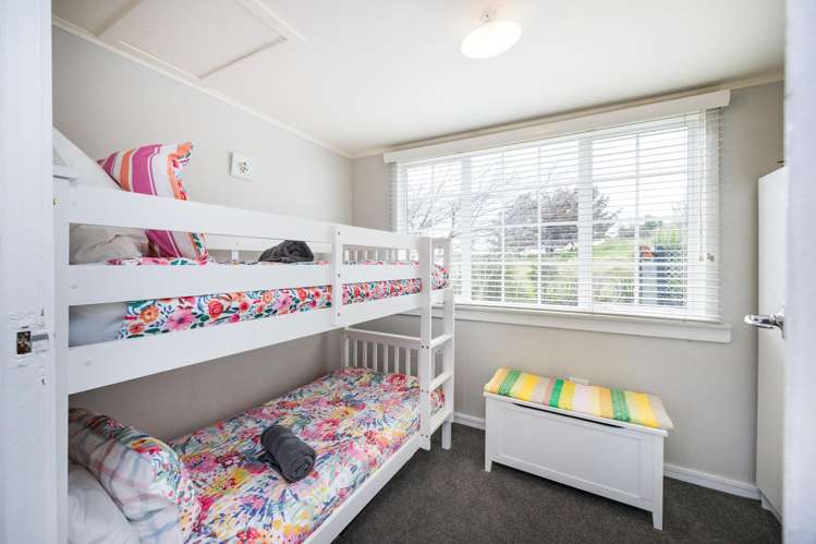 9 Warren Street Foxton Beach_13