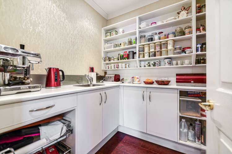 55 Palliser Drive Huntington_14