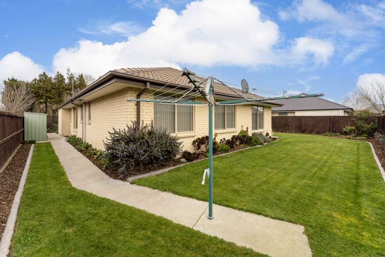 9 Bernice Crescent Yaldhurst_14