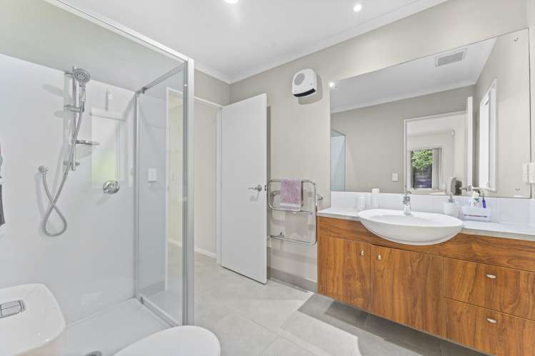 132 Cyril French Drive Flat Bush_12