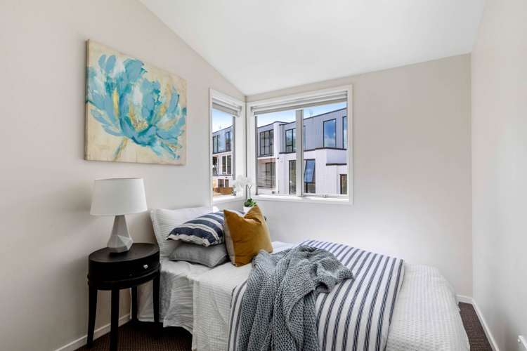 280a East Coast Road Forrest Hill_11