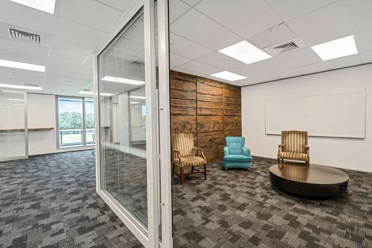 49 Main Highway Ellerslie_5