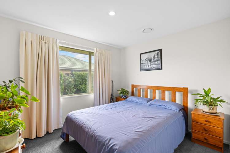 81 Fairway Drive Shirley_9