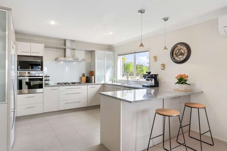 11 Amaretto Avenue Flat Bush_10