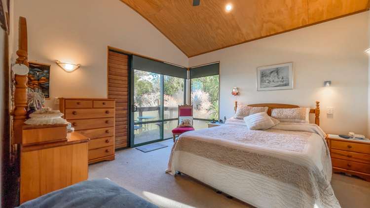 208 Mount View Road Thames_19