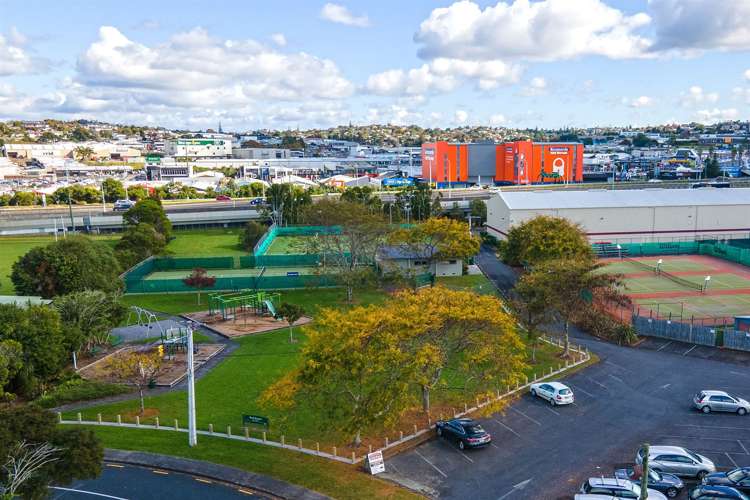 1/48 Bond Crescent Forrest Hill_26