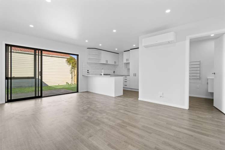 4/7 Fenwick Crescent 1076_1