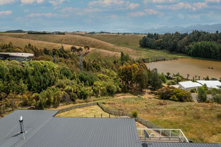 5 Ridgetop Rise Fairhall_23