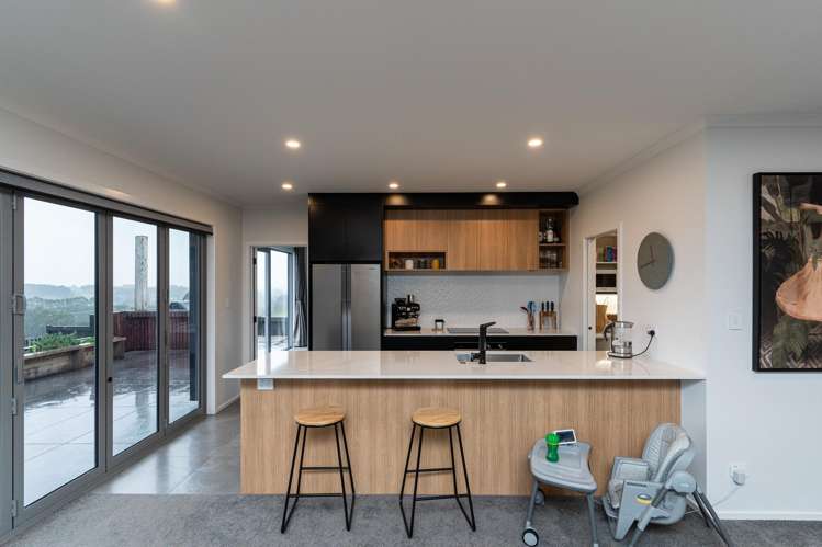 16 Varsity Heights Fitzherbert_1