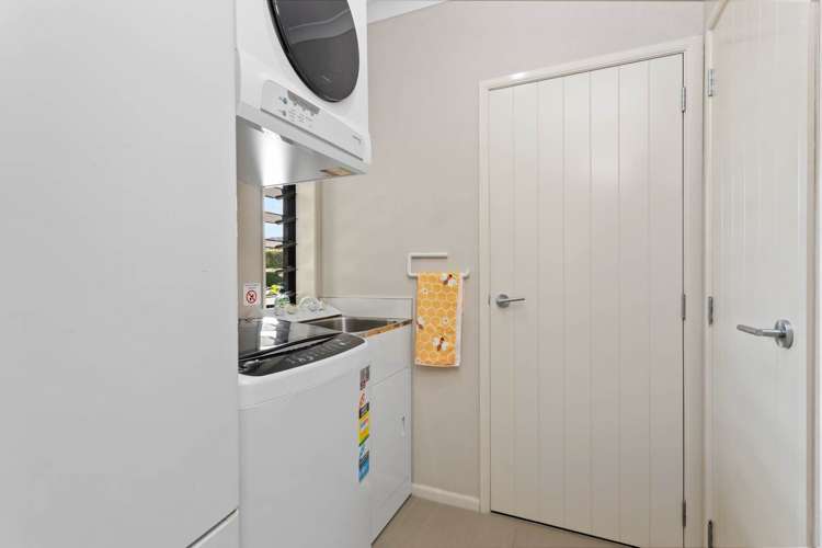 44 Laurel Oak Drive Albany_21