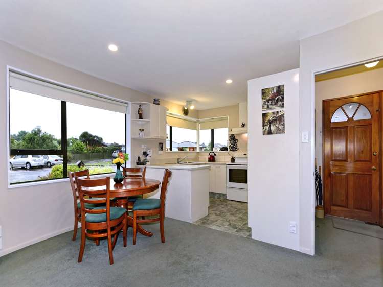 9a Devon Crescent Darfield_6