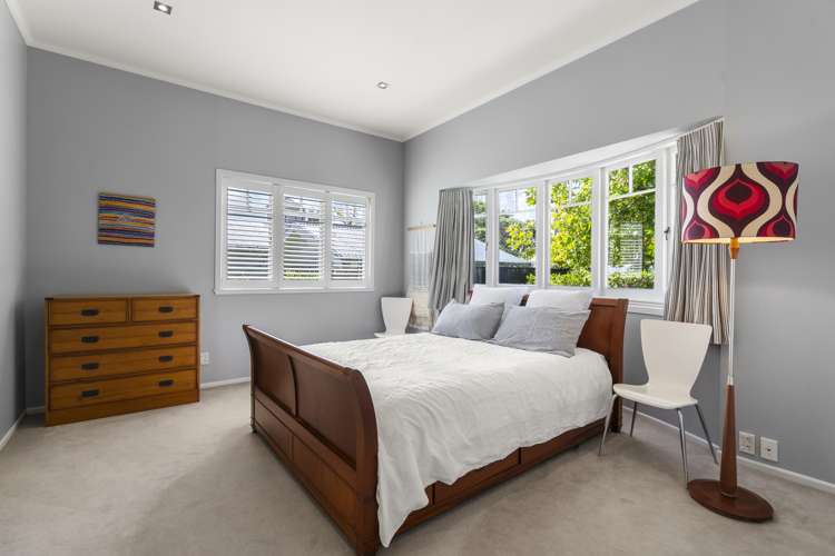 19 North Avenue Narrow Neck_16