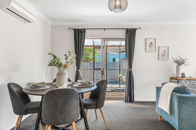 B/24 Douglas Street Saint Kilda_5