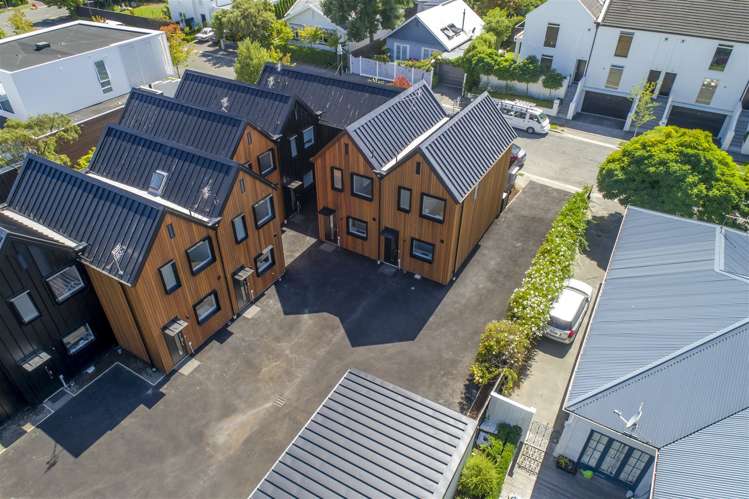 8/15 Cheltenham Street Merivale_17