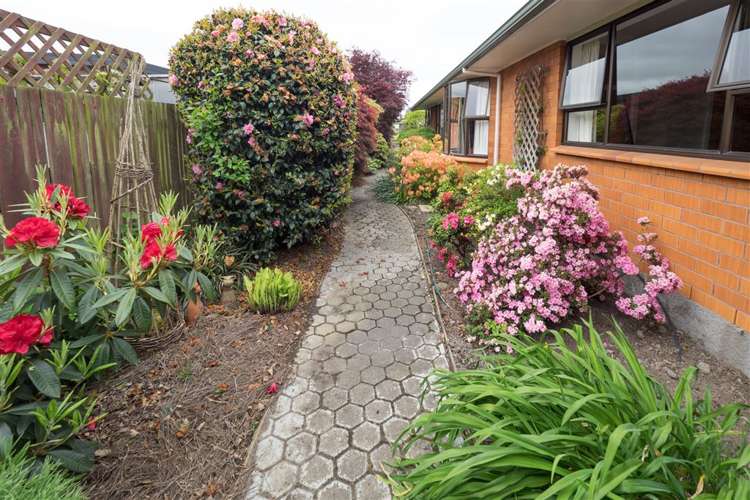 9 Burton Place Allenton_12