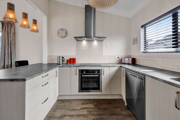 4 Naumai Place Spotswood_1