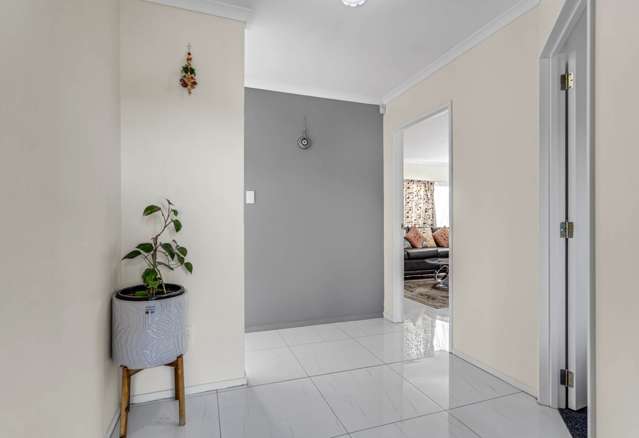 4 Farmdale Court Flat Bush_4