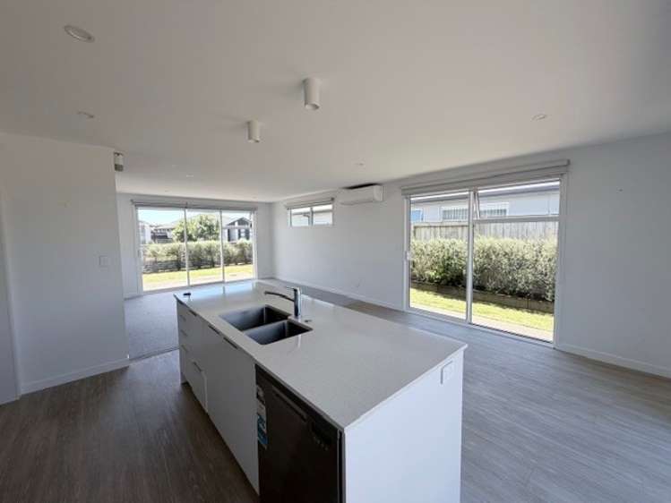 71 Te Hou Hou Crescent 1131_2