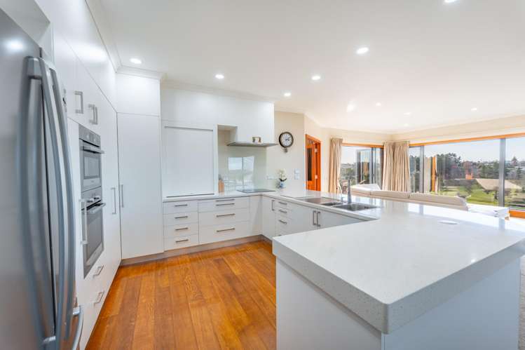 18 Kitchener Square Highfield_7
